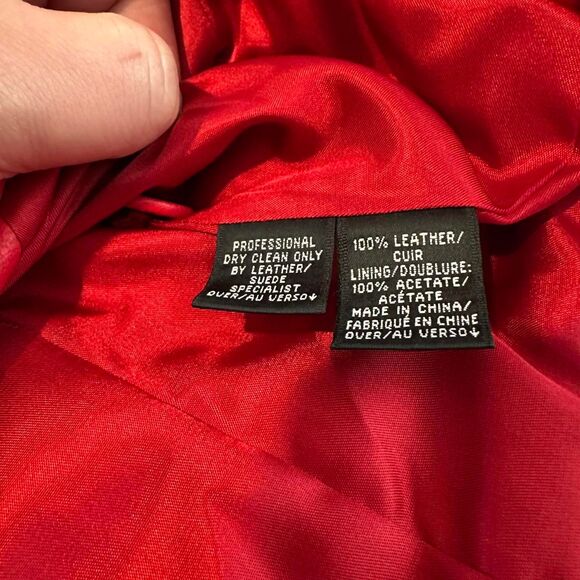 Ellen Tracy for Saks Fifth Avenue Red 100% leather jacket with an acetate lining - Picture 5 of 8